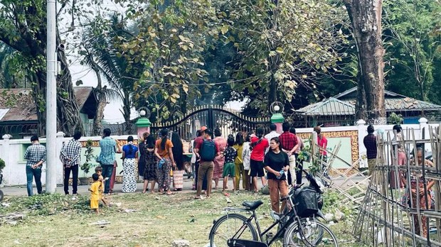 မြစ်ကြီးနား ထောင်တွင်းဆန္ဒပြမှု ပစ်ခတ်ဖြိုခွင်းခံရလို့ အကျဥ်းသားလေးဦး သေဆုံး မြစ်ကြီးနား ထောင်တွင်းဆန္ဒပြမှု ပစ်ခတ်ဖြိုခွင်းခံရလို့ အကျဥ်းသားလေးဦး သေဆုံး