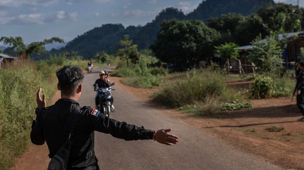 အသွင်ကူးပြောင်းရေး အခြေခံဥပဒေ ရေးဆွဲနေကြောင်း တော်လှန်ရေးအင်အားစုတွေ ပြော အသွင်ကူးပြောင်းရေး အခြေခံဥပဒေ ရေးဆွဲနေကြောင်း တော်လှန်ရေးအင်အားစုတွေ ပြော