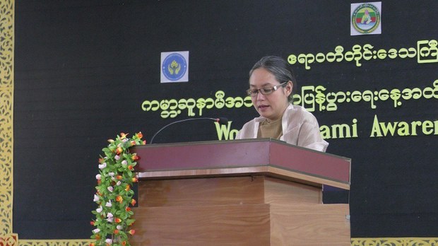 ဧရာ၀တီတိုင်း NLD လူမှုရေးဝန်ကြီး ဒေါက်တာလှမြတ်သွေးပြန်လွတ် ဧရာ၀တီတိုင်း NLD လူမှုရေးဝန်ကြီး ဒေါက်တာလှမြတ်သွေးပြန်လွတ်