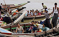 boat_passengers_200px.jpg boat_passengers_200px.jpg