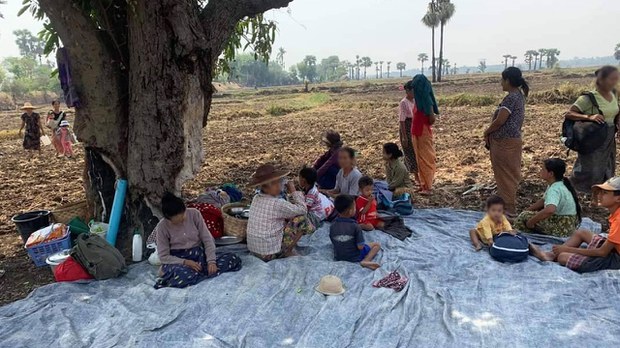 ယင်းမာပင်မြို့နယ်မှာ လူငယ်အမျိုးသမီးတစ်ဦး ပစ်ခတ်ခံရလို့ သေဆုံး ယင်းမာပင်မြို့နယ်မှာ လူငယ်အမျိုးသမီးတစ်ဦး ပစ်ခတ်ခံရလို့ သေဆုံး