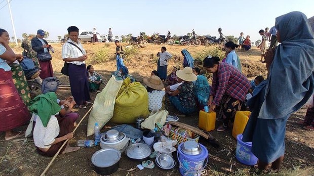 ပုလဲမြို့နယ်မှာ တိုက်ပွဲကြောင့် ဒေသခံ ငါးထောင်ခန့် ထွက်ပြေးနေရ