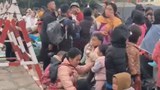 ပန်ဝါမြို့အနီးက တိုက်ပွဲကြောင့် တရုတ်နယ်စပ်မှာ လူတစ်ထောင်ခန့် ပိတ်မိနေ