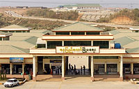 naypyidaw_market_A_200px.jpg