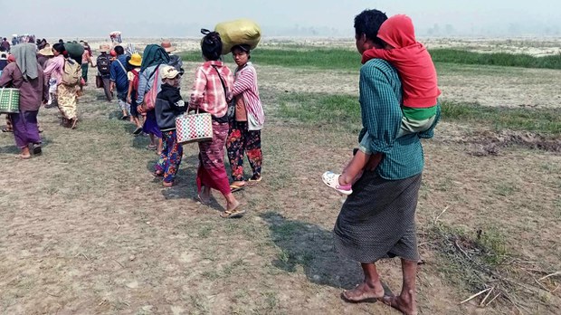 ပေါက်မြို့နယ် ရွာနှစ်ရွာကို စစ်ကောင်စီတပ် ဝင်ရောက်မီးရှို့ ပေါက်မြို့နယ် ရွာနှစ်ရွာကို စစ်ကောင်စီတပ် ဝင်ရောက်မီးရှို့