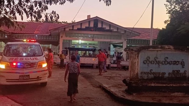 ပေါင်မြို့နယ်မှာ ရေလုပ်သား ငါးဆယ်ခန့် ဝမ်းရောဂါကူးစက်နေ ပေါင်မြို့နယ်မှာ ရေလုပ်သား ငါးဆယ်ခန့် ဝမ်းရောဂါကူးစက်နေ
