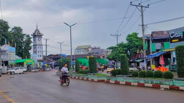 သံဖြူဇရပ်မှာ PDF ထောက်ပံ့တယ် စွပ်စွဲချက်နဲ့ ဒေသခံတွေ ဆက်တိုက်ဖမ်းဆီးခံနေရ