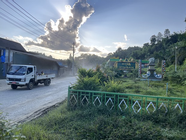 ဖားကန့်မှာ ကေအိုင်အိုနှစ်ပတ်လည်ပွဲ တိုက်ခိုက်ခံရပြီးနောက် ဆေးဝါးကို တင်းကျပ်စစ်ဆေး