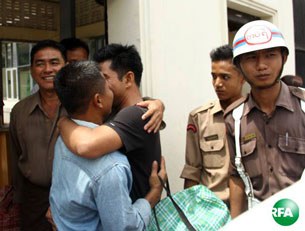 political-prisoner-insein-305.jpg political-prisoner-insein-305.jpg