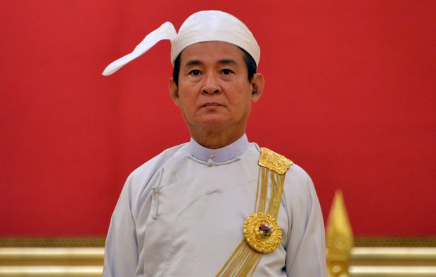 သမ္မတဦးဝင်းမြင့်ကို သမ္မတအိမ်တော်က ရွှေ့ပြောင်း
