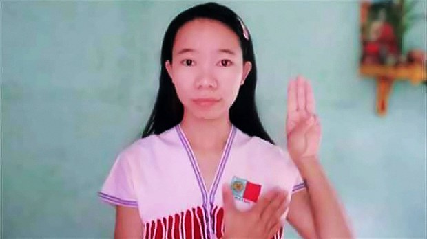 ထိုင်းမှာ အဓမ္မကျင့်အသတ်ခံရသူအတွက် မြန်မာသံရုံးရှေ့ ဆန္ဒပြ