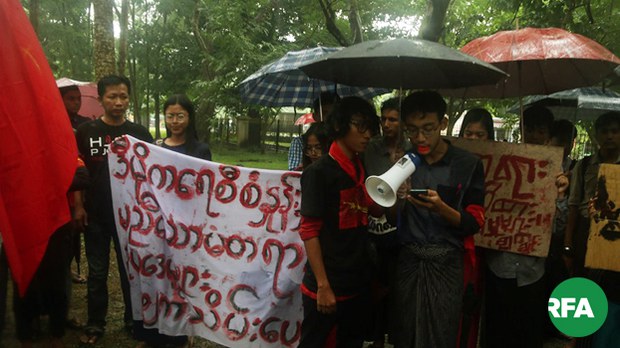 protest-for-students-622.jpg protest-for-students-622.jpg