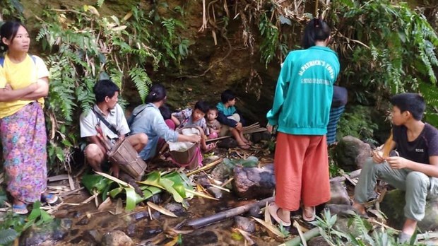 ပူတာအိုက စစ်ဘေးဒုက္ခသည် တစ်ထောင်ကျော် အကူအညီလိုအပ်နေ ပူတာအိုက စစ်ဘေးဒုက္ခသည် တစ်ထောင်ကျော် အကူအညီလိုအပ်နေ