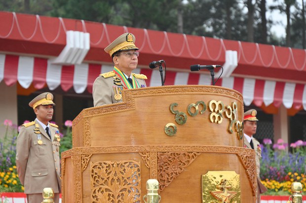 ပြင်ဦးလွင်က စစ်တက္ကသိုလ်တွေ တိုက်ခိုက်ခံရ ပြင်ဦးလွင်က စစ်တက္ကသိုလ်တွေ တိုက်ခိုက်ခံရ