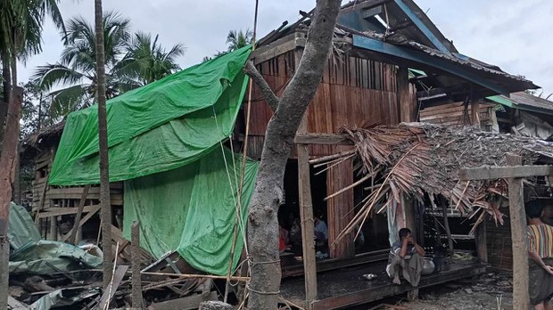 ရခိုင်ပြည်နယ်မှာ လေကြောင်းတိုက်ခိုက်မှုကြောင့် အရပ်သားသေဆုံးမှု မြင့်တက် ရခိုင်ပြည်နယ်မှာ လေကြောင်းတိုက်ခိုက်မှုကြောင့် အရပ်သားသေဆုံးမှု မြင့်တက်