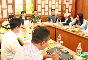rakhine-leaders-discussion-chiang-mai-305.jpg rakhine-leaders-discussion-chiang-mai-305.jpg
