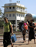 pyinmana_station_150px.jpg pyinmana_station_150px.jpg