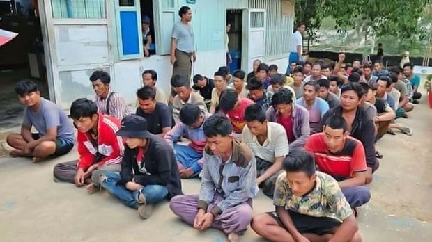 ဖမ်းဆီးခံထားရသည့် မှော်ဘုံရွာ ဒေသခံ ၅၀ ခန့် ပြန်လည် လွတ်မြောက်