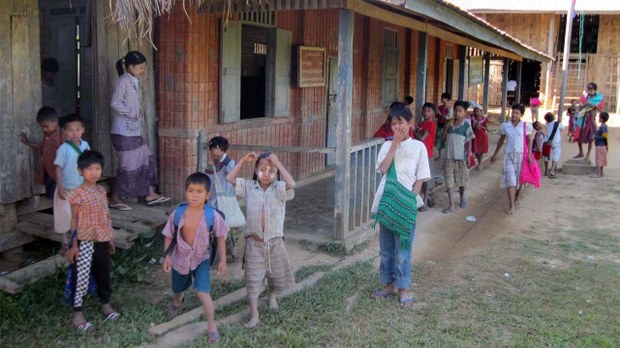ချင်းပြည်နယ်မှာ တိုက်ပွဲတွေကြောင့် စာသင်ကျောင်း ၁၅၀၀ ကျော် ပိတ်ထားရ ချင်းပြည်နယ်မှာ တိုက်ပွဲတွေကြောင့် စာသင်ကျောင်း ၁၅၀၀ ကျော် ပိတ်ထားရ