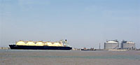 LNG_ship_200px.jpg