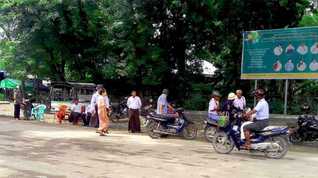 ပွင့်ဖြူမှာ ဆရာဝန်နဲ့ ကျန်းမာရေးဝန်ထမ်း ခုနစ်ဦး ဖမ်းဆီးခံရ ပွင့်ဖြူမှာ ဆရာဝန်နဲ့ ကျန်းမာရေးဝန်ထမ်း ခုနစ်ဦး ဖမ်းဆီးခံရ