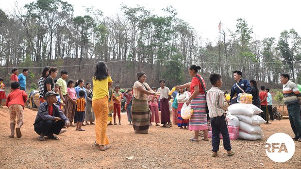 shan-refugees-apr162021.jpg