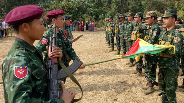 ဖားကန့်မြို့နယ်က အရပ်သား သုံးဦးကို ရှမ်းနီလက်နက်ကိုင်အဖွဲ့ ဖမ်းဆီး