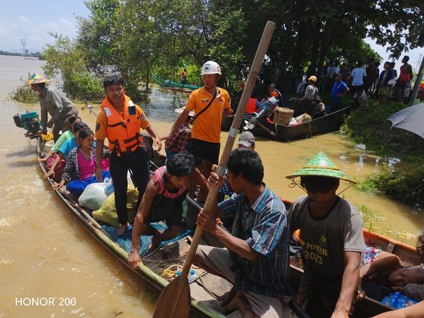 ရာဂီမုန်တိုင်းသင့်ပြည်သူတွေကို စင်ကာပူ ကူညီမည်