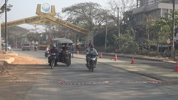 စစ်တွေမြို့ ပရဟိတအဖွဲ့ဝင် တစ်ဦးနဲ့ လူနာတင်ယာဉ်တစ်စီးကို စစ်ကောင်စီ ဖမ်းဆီး