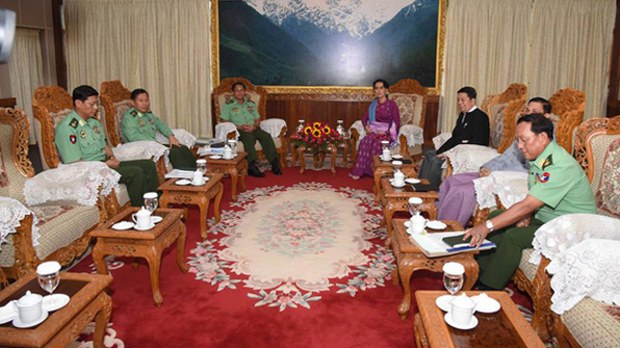 dassk-minaunghlaing-622.JPG dassk-minaunghlaing-622.JPG