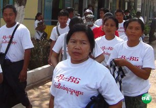 sue-illegal-tenants-mandalay-305.jpg sue-illegal-tenants-mandalay-305.jpg