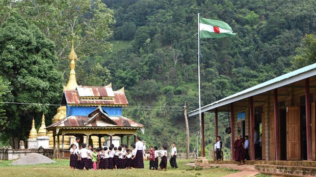 ရှမ်းမြောက်မှာ တအာင်းပညာရေးကောင်စီက ကျောင်းပေါင်းငါးရာနီးပါး ဖွင့်ဖို့ပြင်ဆင် ရှမ်းမြောက်မှာ တအာင်းပညာရေးကောင်စီက ကျောင်းပေါင်းငါးရာနီးပါး ဖွင့်ဖို့ပြင်ဆင်