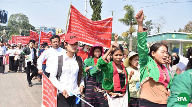 manli-villagers-protest-622.jpg manli-villagers-protest-622.jpg
