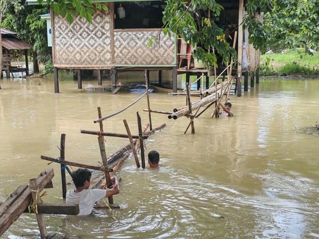 တောင်ငူမှာ ရေကြီးတာကြောင့် လူခြောက်ရာဝန်းကျင် ထပ်မံရွှေ့ပြောင်း