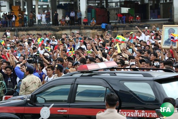 myanmar-workers-thai-620.jpg