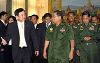 thaksin_than_shwe_200px.jpg thaksin_than_shwe_200px.jpg
