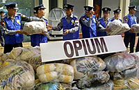 drugs_carry_200px.jpg drugs_carry_200px.jpg