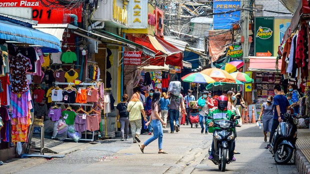 ထိုင်းရောက် ရွှေ့ပြောင်းလုပ်သားတွေ တရားဝင်ဖြစ်မယ့် လမ်းကြောင်းတွေ တိုးချဲ့ပေးဖို့ IOM တိုက်တွန်း ထိုင်းရောက် ရွှေ့ပြောင်းလုပ်သားတွေ တရားဝင်ဖြစ်မယ့် လမ်းကြောင်းတွေ တိုးချဲ့ပေးဖို့ IOM တိုက်တွန်း