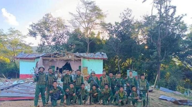 ထီးချိုင့်မှာ KIA၊ PDF၊ AA ပူးပေါင်းတပ်နဲ့ စစ်ကောင်စီ တိုက်ပွဲပြင်းထန်နေ
