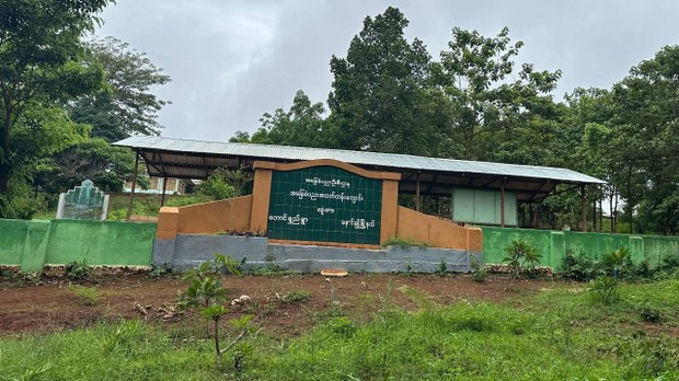 တိုက်ပွဲပြင်းထန်နေတဲ့ တောင်ခမ်းမှာ နှစ်ဖက်တပ် အင်အားထပ်ဖြည့် တိုက်ပွဲပြင်းထန်နေတဲ့ တောင်ခမ်းမှာ နှစ်ဖက်တပ် အင်အားထပ်ဖြည့်