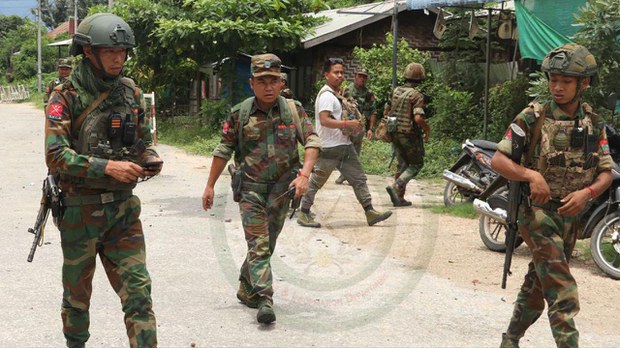 မိုးကုတ်မြို့က စစ်ကောင်စီ တပ်စခန်းလေးခုကို TNLA သိမ်းယူ