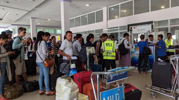ရန်ကုန်မှာရှိတဲ့ ရခိုင်လူငယ်တွေ နေရပ်ပြန်ခွင့် အပိတ်ခံထားရကြောင်း ကိုယ်တိုင်ကြုံခဲ့သူတွေ ပြော ရန်ကုန်မှာရှိတဲ့ ရခိုင်လူငယ်တွေ နေရပ်ပြန်ခွင့် အပိတ်ခံထားရကြောင်း ကိုယ်တိုင်ကြုံခဲ့သူတွေ ပြော