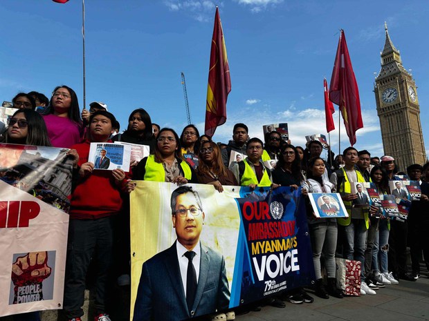 ဦးကျော်မိုးထွန်းကို ကုလသမဂ္ဂမှာဆက်လက်ထားရှိရေး ပြည်ပရောက်မြန်မာတွေ တောင်းဆို ဦးကျော်မိုးထွန်းကို ကုလသမဂ္ဂမှာဆက်လက်ထားရှိရေး ပြည်ပရောက်မြန်မာတွေ တောင်းဆို
