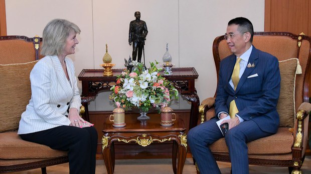 ကုလအထူးကိုယ်စားလှယ်နဲ့ ထိုင်းနိုင်ငံခြားရေးဝန်ကြီး တွေ့ဆုံ ကုလအထူးကိုယ်စားလှယ်နဲ့ ထိုင်းနိုင်ငံခြားရေးဝန်ကြီး တွေ့ဆုံ
