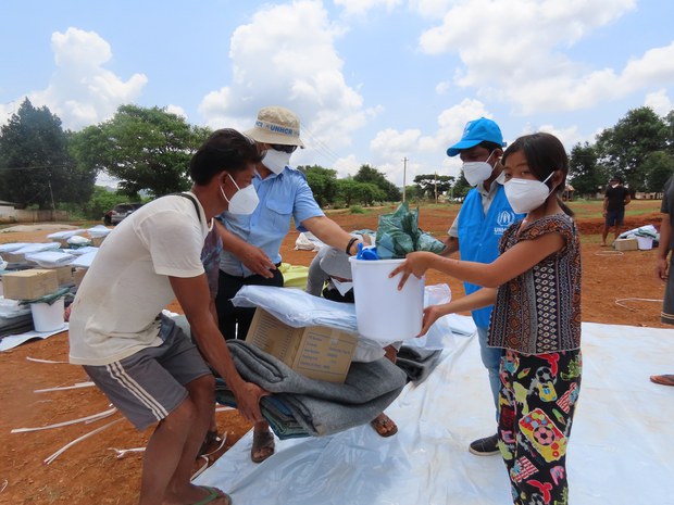ကရင်နီစစ်ဘေးဒုက္ခသည် ကိုးထောင်ကျော်ကို UNHCR ထောက်ပံ့ ကရင်နီစစ်ဘေးဒုက္ခသည် ကိုးထောင်ကျော်ကို UNHCR ထောက်ပံ့