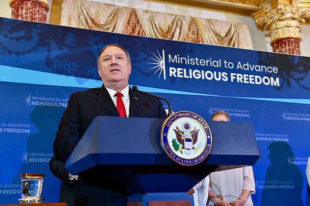 mike-pompeo-622