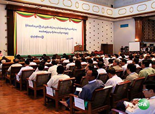 utheinsein-businessmen-305.jpg utheinsein-businessmen-305.jpg