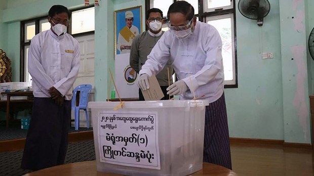 vice-president-myint-swe-622.jpg vice-president-myint-swe-622.jpg