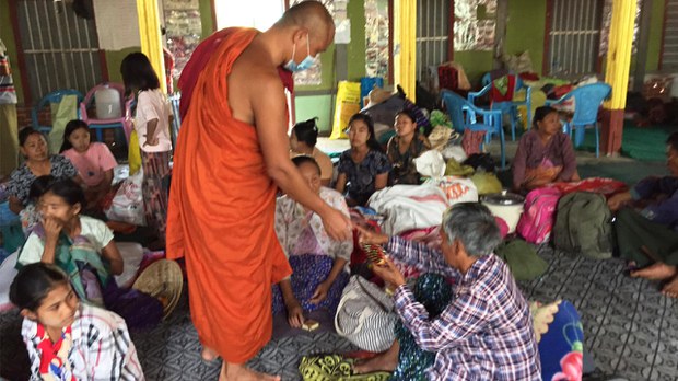 မီးရှို့ခံ နှမစားရစ်ရွာက ဒေသခံတွေ နေရပ်မပြန်နိုင်သေး မီးရှို့ခံ နှမစားရစ်ရွာက ဒေသခံတွေ နေရပ်မပြန်နိုင်သေး