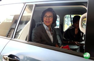 yanghee-lee-305 yanghee-lee-305